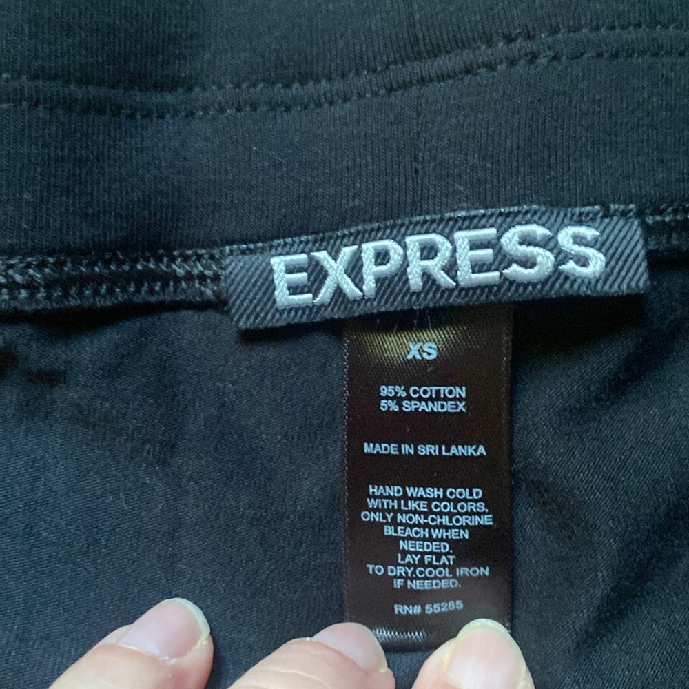 🧡2/$15🧡 NWOT Express Ripped Leggings - Picture 5 of 7